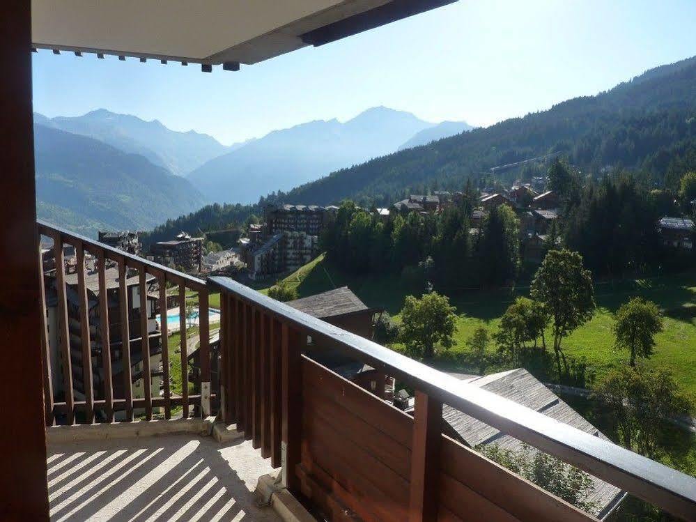 Residence Saboia Cles Blanches La Tania Exterior photo