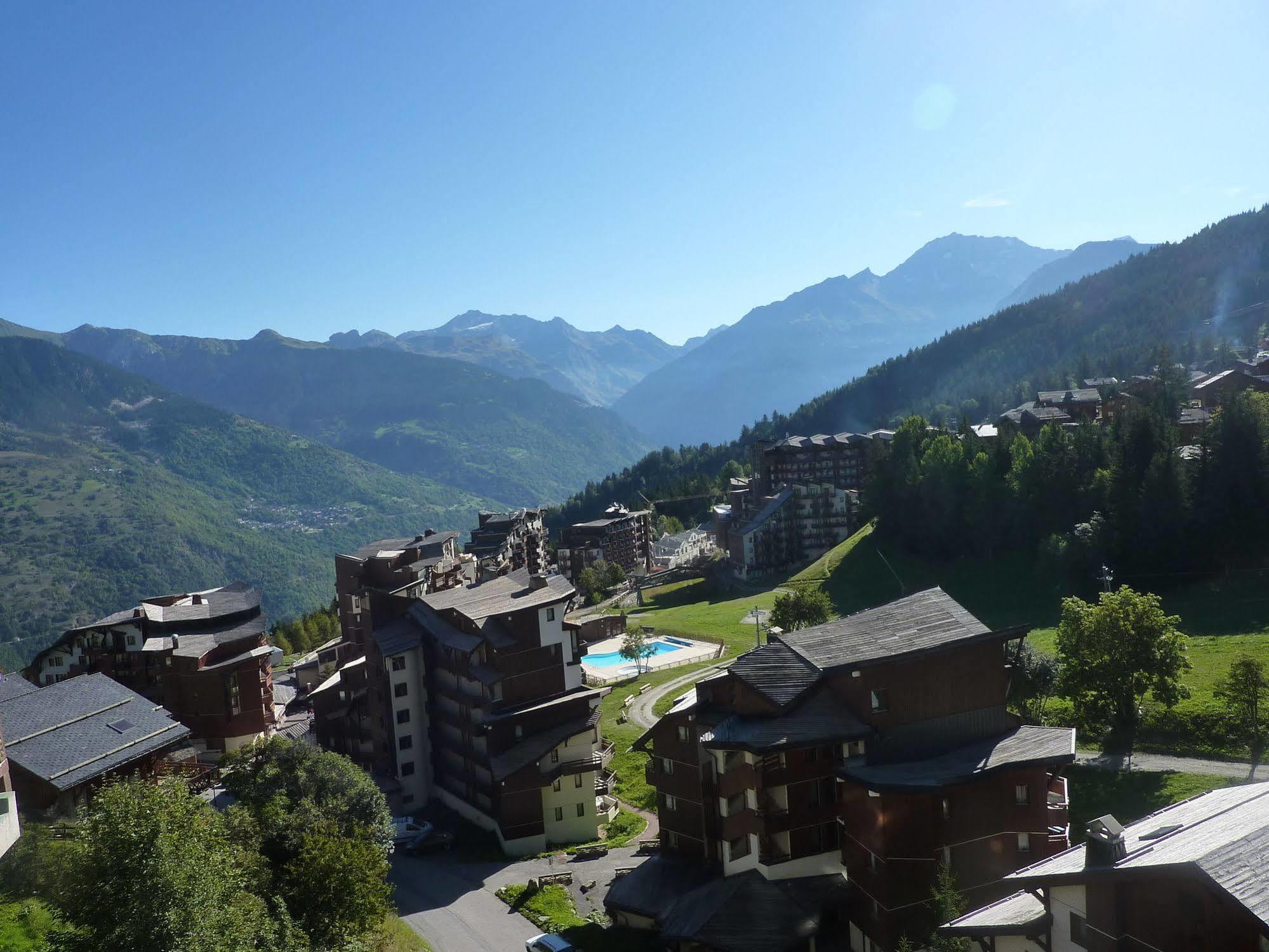 Residence Saboia Cles Blanches La Tania Exterior photo